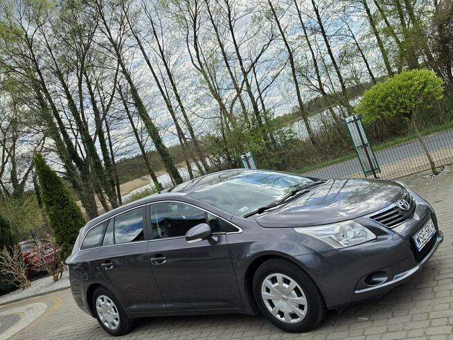 Toyota Avensis 1.6 VVTI 132KM benzyna / ZADBANA Skępe - zdjęcie 1
