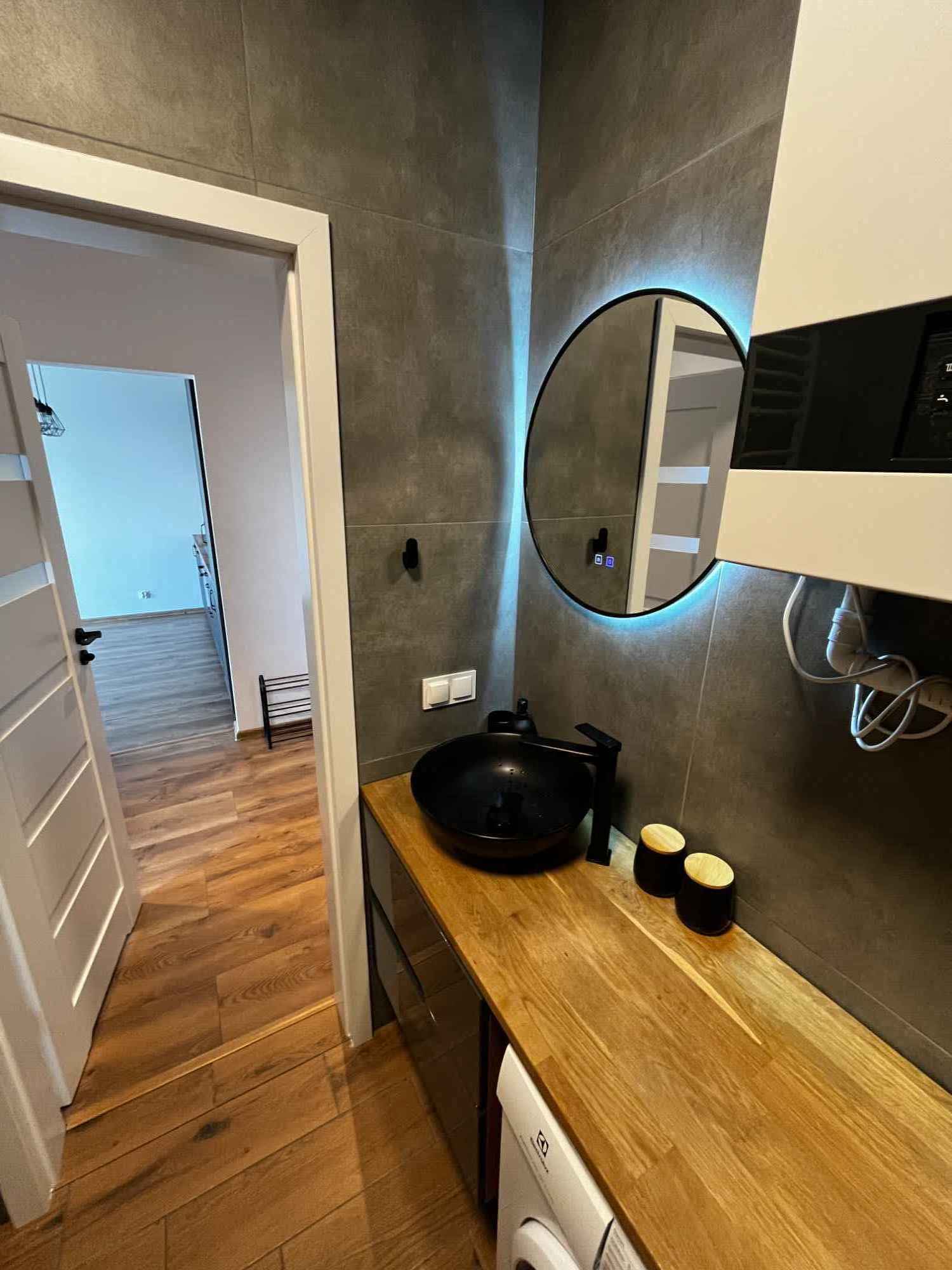 Wynajmę mieszkanie 35 m² – 2 pokoje, balkon, miejsce postojowe Lubin - zdjęcie 2