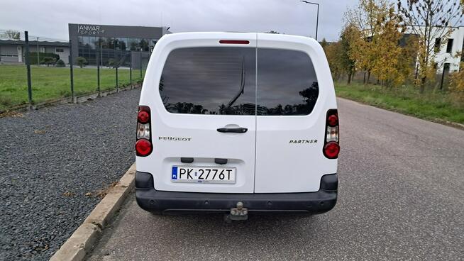 Peugeot Partner Long Tempomat 1.6HDi 2017r Klima Hak Czujniki Ekran Pabianice - zdjęcie 11