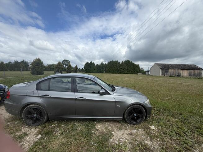 Uszkodzone BMW Piaski - zdjęcie 4