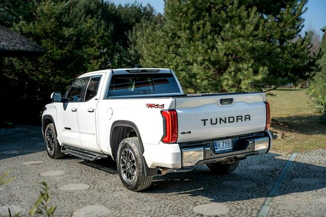 Toyota Tundra Crewmax Platinum Ropczyce - zdjęcie 2