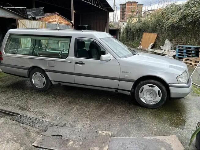 Karavan z Wloch Zgierz - zdjęcie 1