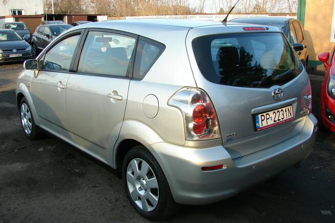 Toyota Corolla Verso Super stan Salon PL ,benzyna Piła - zdjęcie 4