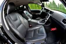 Volvo S60 2.0 D2 Lift Led Automat Kamera Skóra Digital Navi FULL OPCJA Płock - zdjęcie 9