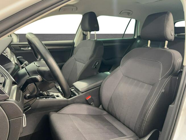 Skoda Superb 2.0 TDI SCR Style DSG Kombi Warszawa - zdjęcie 10