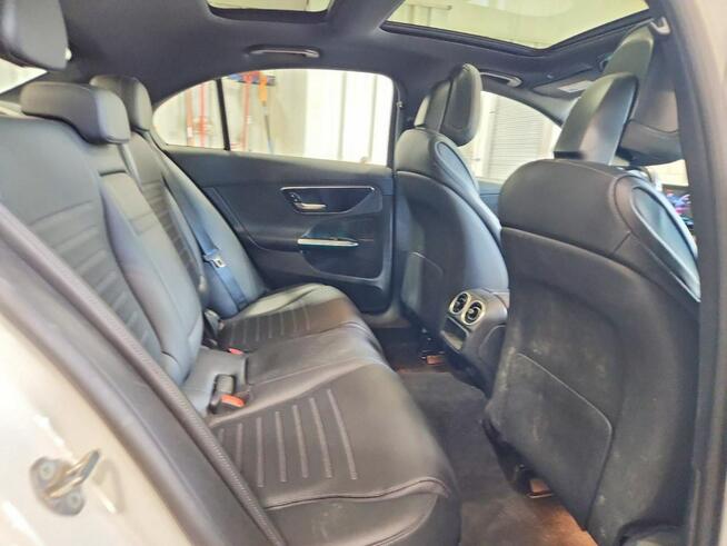 Mercedes C 300 4Matic / pakiet AMG / niski przebieg Białystok - zdjęcie 10