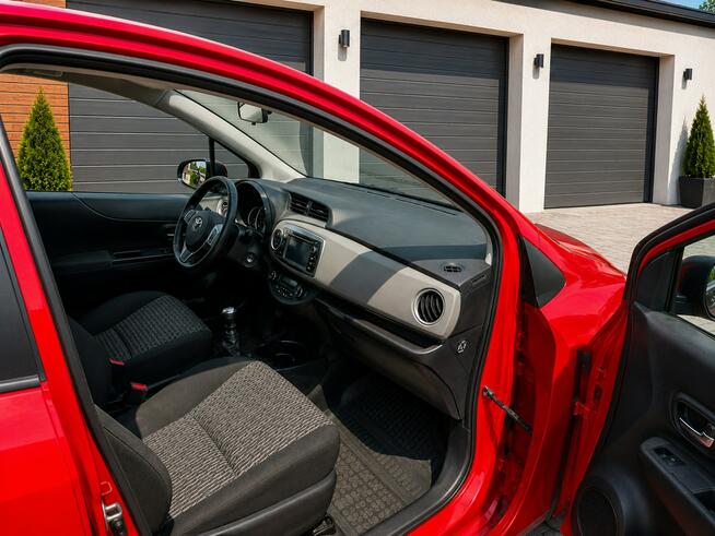 TOYOTA YARIS 1.33 VVT-i 99 KM BENZYNA NISKI PRZEBIEG SALON POLSKA ! Włocławek - zdjęcie 4