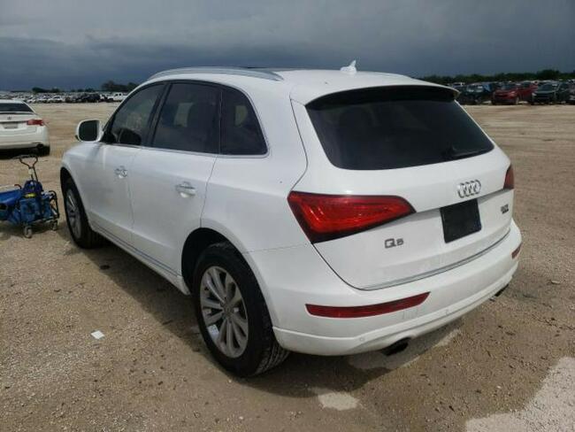 Audi Q5 2016, 2.0L, Premium Plus, porysowany lakier Warszawa - zdjęcie 3