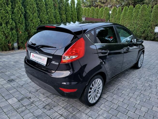 Ford Fiesta ** AUTOMAT ** 1,4 Benzyna ** Wersja Titanium Jatutów - zdjęcie 6