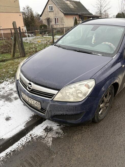 Syndyk sprzeda 1/2 pojazdu Opel Astra 2007 r. Kalinowa - zdjęcie 5