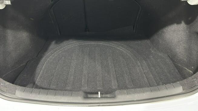 Hyundai Elantra 1.6 MPI 127KM Salon Polska 46.260netto Warszawa - zdjęcie 11