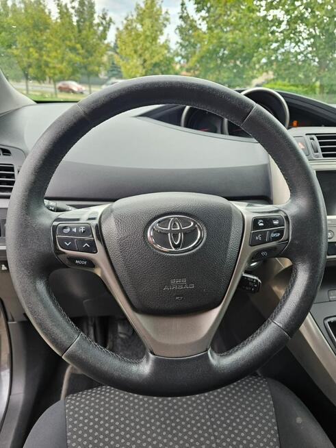 Toyota Verso Hak - 2.2 D-CAT - 2008r Głogów - zdjęcie 8