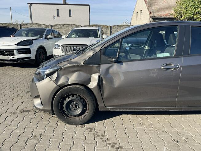 Toyota Yaris Salon PL Klimatyzacja Czujniki park. Gliwice - zdjęcie 4