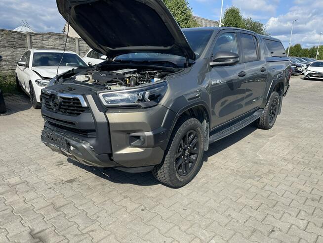 Toyota Hilux Executive 4x4 Automat Skóra Podgrzewanie JBL HAK Gliwice - zdjęcie 2