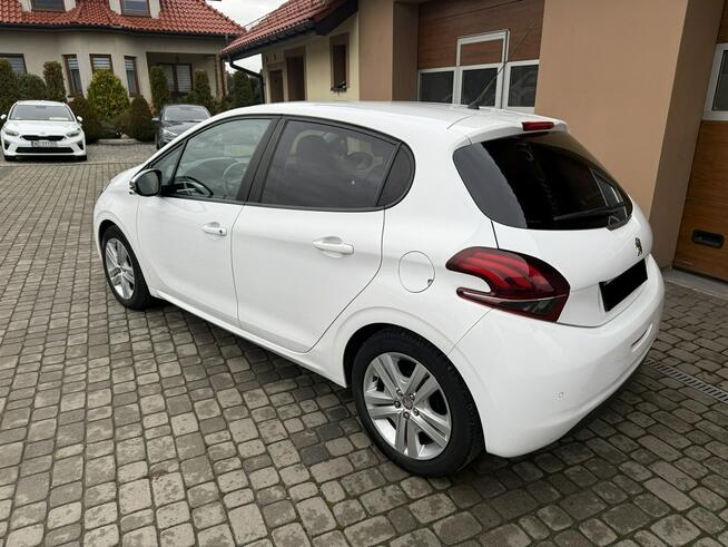 Peugeot 208 1,2 82KM  Klimatyzacja Orzech - zdjęcie 9