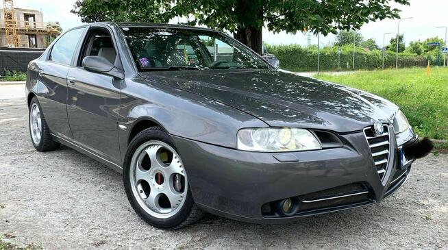 Sprzedam piękna utrzymana alfe 166 rok 2005 bogata wersja Nowy Sącz - zdjęcie 5