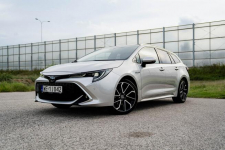 Toyota Corolla Executive 2.0 Hybrid, 184 KM, FV23%, Salon PL