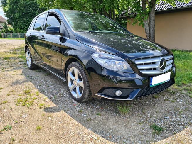 Mercedes-Benz B 250 Benzyna Automat Skóry Pakiet AMG Olsztyn - zdjęcie 2