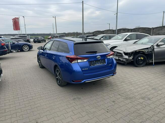 Toyota Auris Selection Hybryda Automat Kamera Podgrzewanie Gliwice - zdjęcie 2