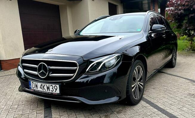 Mercedes-Benz E220d Kombi Avantgarde 194 KM VAT 23% Bardzo Ładny Stan Wrocław - zdjęcie 2