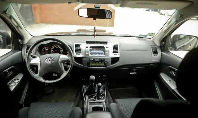 Toyota Hilux 3,0 2014 rok Gorzów Wielkopolski - zdjęcie 12