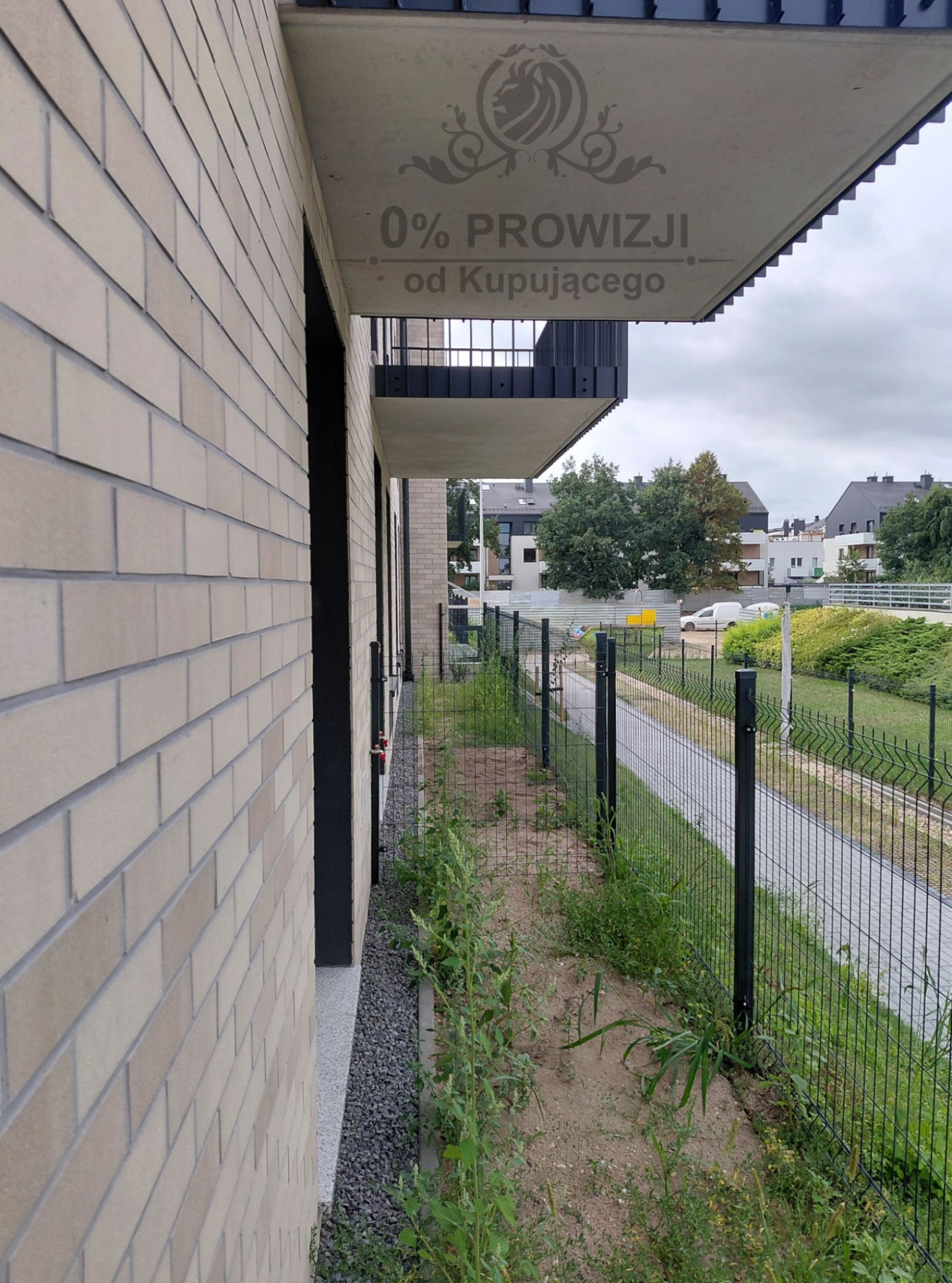 Kawalerka z ogródkiem w zielonej i spokojnej okolicy z ogrzewaniem Wrocław - zdjęcie 9