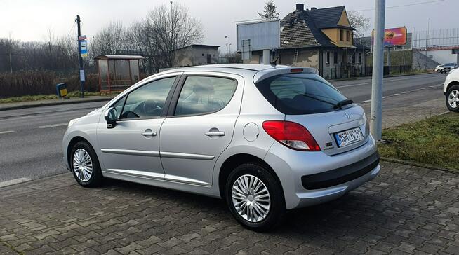 Peugeot 207 1,4 - 73 PS-Bardzo dobry silnik/Klimatronik/Tempomat Przyszowice - zdjęcie 3
