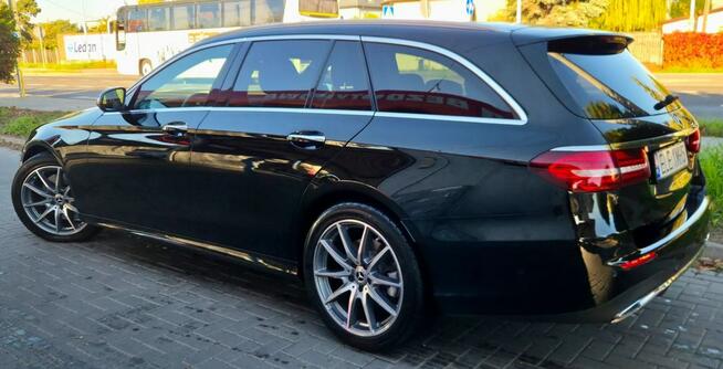 Mercedes E400d 4MATIC AMG Line 330KM Panorama 360° Head-Up ASO Łęczyca - zdjęcie 9
