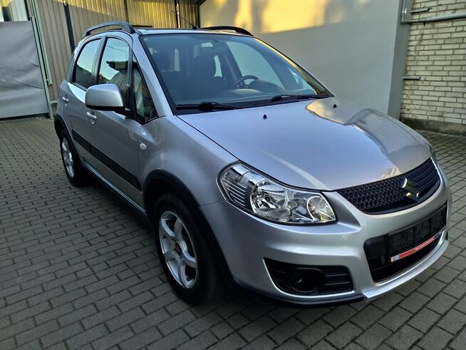 Suzuki SX4 1.6 Benzyna 4x4 Grzane Fotele Zarejestrowany Strzała - zdjęcie 9