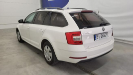 Škoda Octavia 1.6 TDI SCR Active Grójec - zdjęcie 8