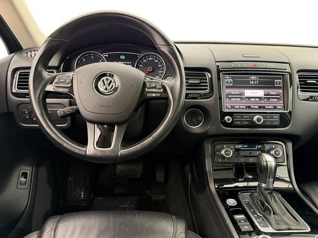 Volkswagen Touareg 3.0 V6 TDI4Mot. Hak 360 kamery Warszawa - zdjęcie 9