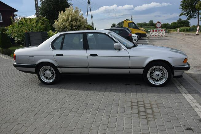 BMW 730 3.0 V8 1992r Zadbana Bez Korozji Wszystko Sprawne Tarnogród - zdjęcie 11