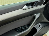 Volkswagen Passat 2.0 TDi DSG / Comfortline / Serwisowany w ASO Skępe - zdjęcie 8