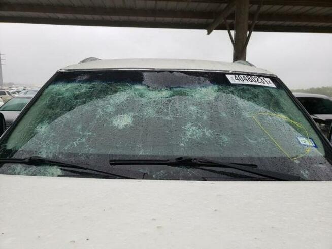 Infiniti QX70 QX80, 2016, 5.6L, 4x4, po gradobiciu Warszawa - zdjęcie 5