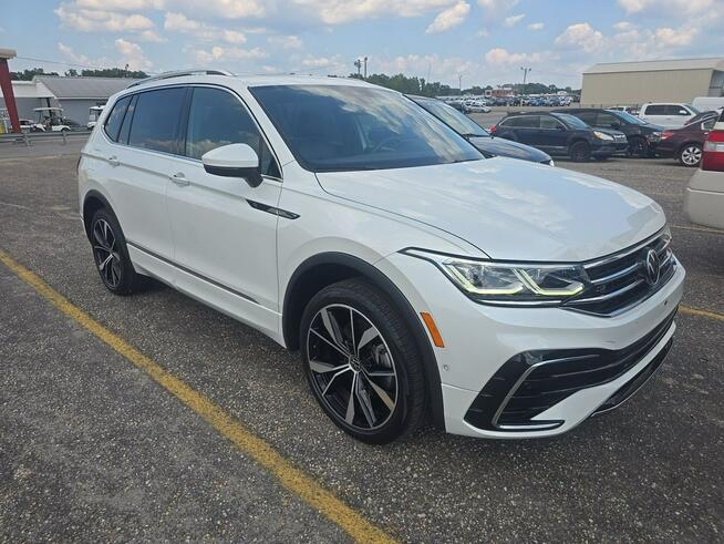 Volkswagen Tiguan R-Line / AWD / niski przebieg Cieszyn - zdjęcie 1