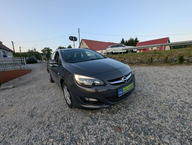 Opel Astra Sports Tourer Kamienna Góra - zdjęcie 3