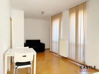 Jasna kawalerka z balkonami na klimatycznej Śródce Poznań - zdjęcie 9