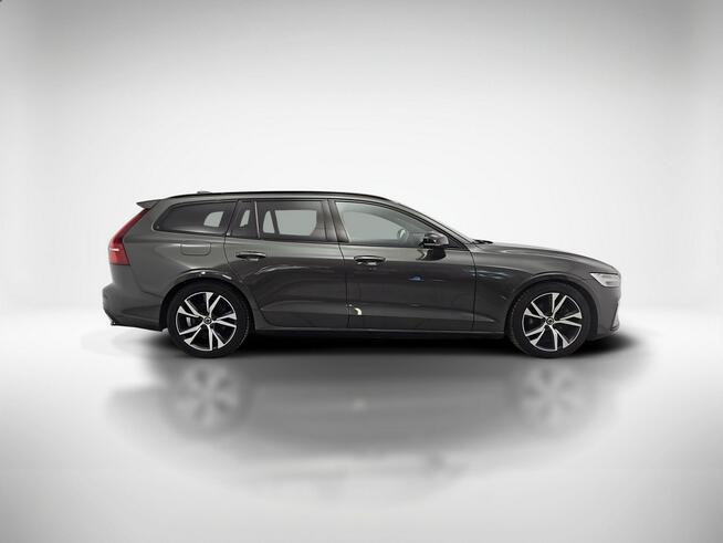 Volvo V60 B4 D Plus Dark aut  ! Z Polskiego Salonu ! Faktura Vat ! Warszawa - zdjęcie 6