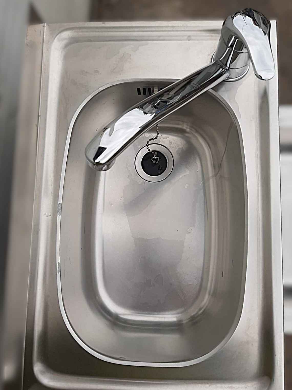 Sprzedam profesjonalną stację higieniczną ze stali nierdzewnej. Prochowice - zdjęcie 4