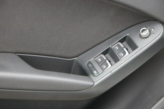 Audi A4 KRAJOWY,serwisowany,6-bieg,NAVI,parktronic Opole - zdjęcie 7