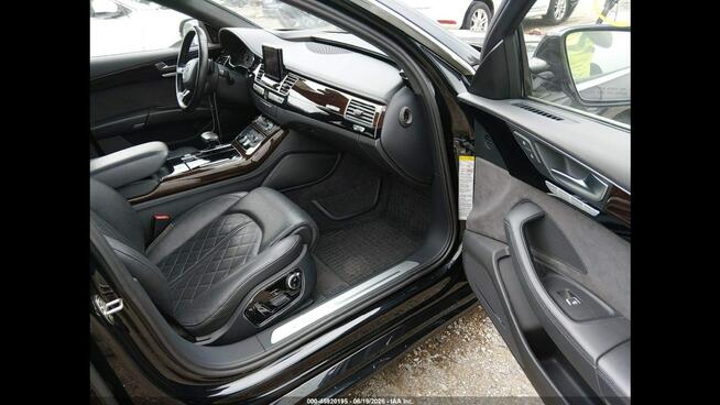 A8 L SPORT / 4.0 V8 / niski przebieg Chwaszczyno - zdjęcie 9