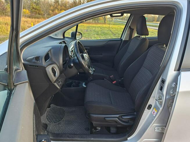 Toyota Yaris Karczew - zdjęcie 10