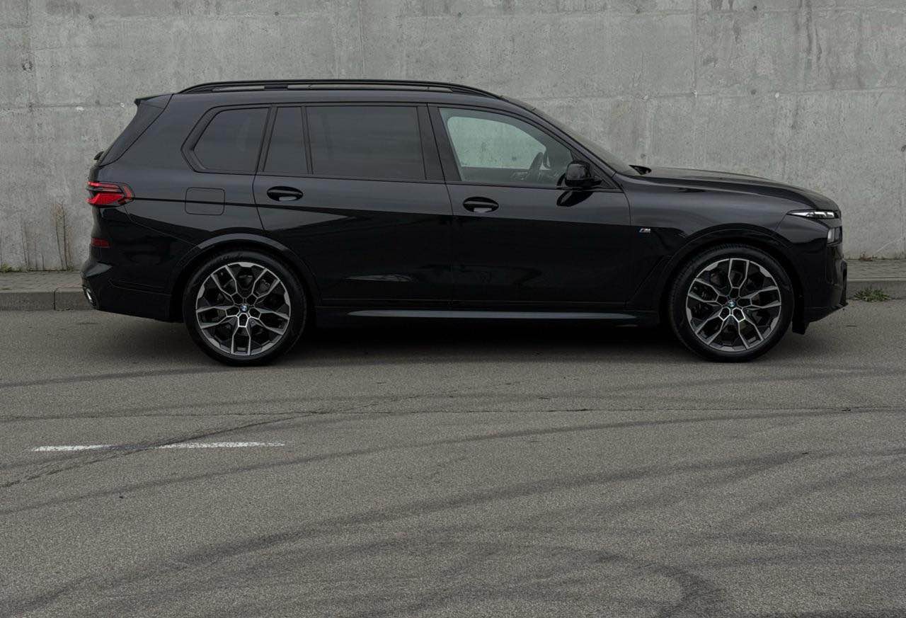 BMW X7 xDrive40d M Sport 2025 | 13 900 km | Idealny stan Praga-Południe - zdjęcie 6