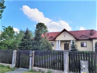 Dom w stylu dworku, z 2012r, na działce 1550 m.kw., a nawet 1,77 ha, Pierzchnianka - zdjęcie 5