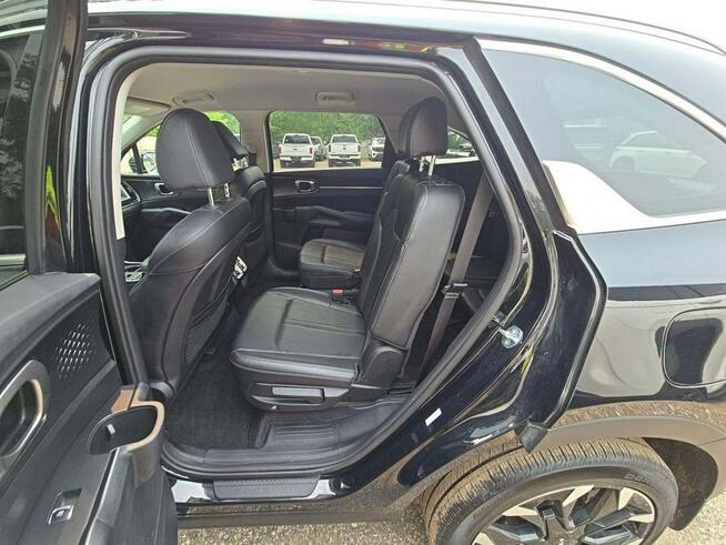 Kia Sorento Bogata wersja wyposażenia / AWD / niski przebieg Cieszyn - zdjęcie 10