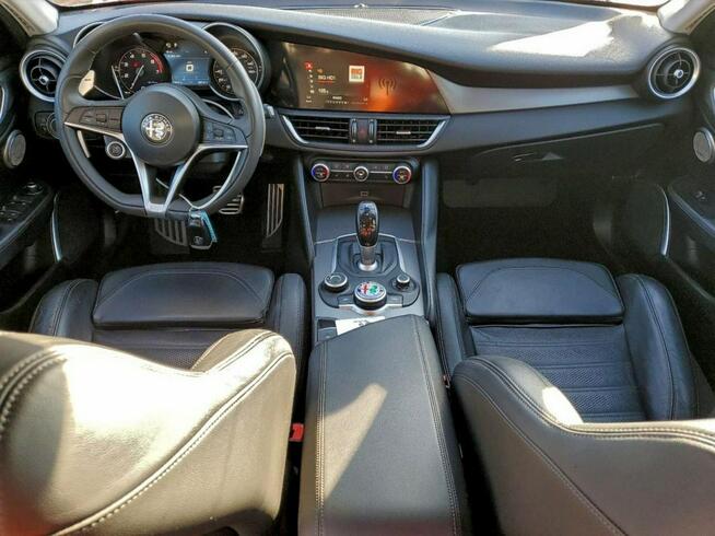 Alfa Romeo Giulia / 2.0 280KM / 4x4 / niski przebieg / Tarnów - zdjęcie 8