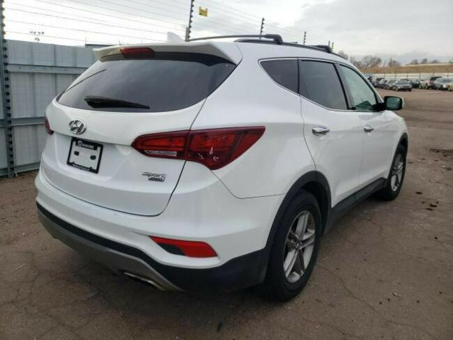 Hyundai Santa Fe 2017, 2.4L, 4x4, po gradobiciu Warszawa - zdjęcie 4