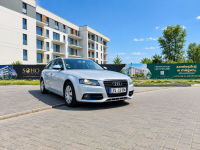 Audi A4 B8 !