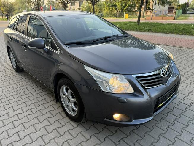 Toyota Avensis 2.0B 2011r Climatronic Automat Alufelgi Serwis Hak! Sokołów Podlaski - zdjęcie 3
