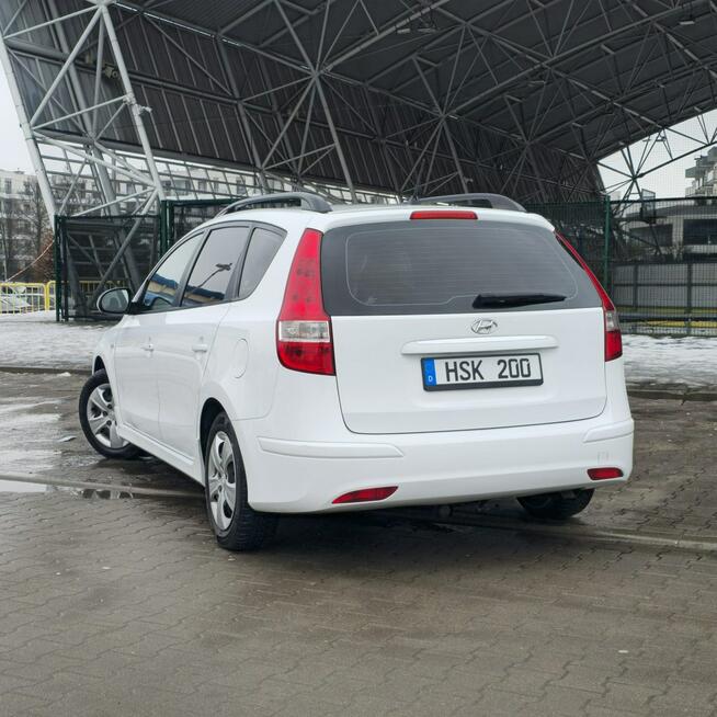 Hyundai i30 1.4 Blue Classic Ostrów Mazowiecka - zdjęcie 10